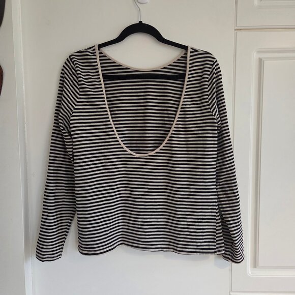GAP Striped Long-Sleeve Top – Low Back Scoop Detail - Picture 4 of 6